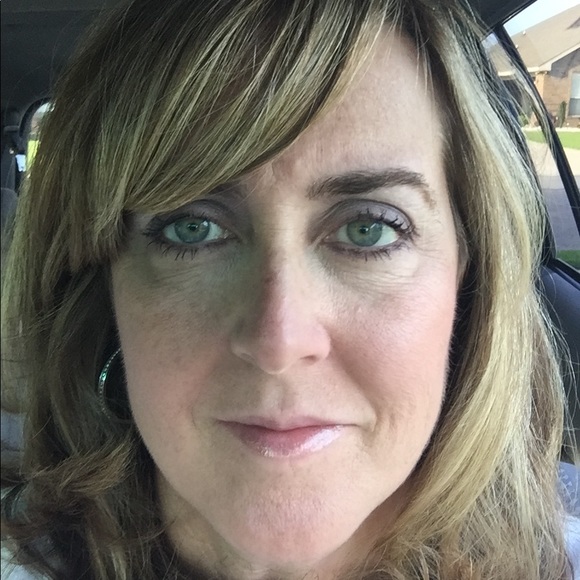 Meet your Posher, Barbara - Picture 2 of 6